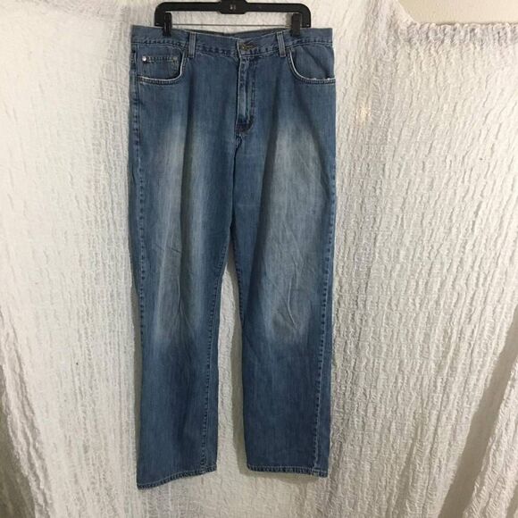 Calvin Klein Medium Wash Straight Jeans 36X34 - Picture 1 of 8